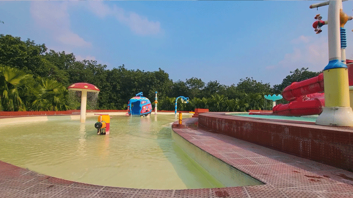 The Palace Luxury Resort